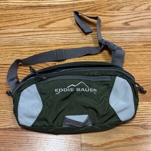 Eddie Bauer Stowaway Packable Waistpack | Sling | Fanny | Travel | Lightweight